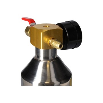 Ручной комплект для промывки систем кондиционирования.