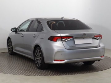 Toyota Corolla XII Sedan 1.5 VVT-i 125KM 2022 Toyota Corolla 1.5 VVT-i, Salon Polska, zdjęcie 3