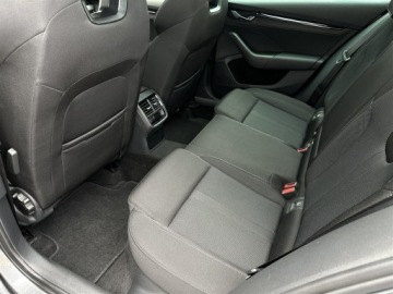 Skoda Octavia IV Liftback 1.5 TSI EVO 150KM 2023 Skoda Octavia 1.5TSI 150KM Sportline DSG |LED Matr, zdjęcie 11