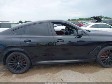 BMW X6 G06 2022 BMW X6 xDrive40i 2022 3.0l 3.0 Benzyna 335KM, zdjęcie 6