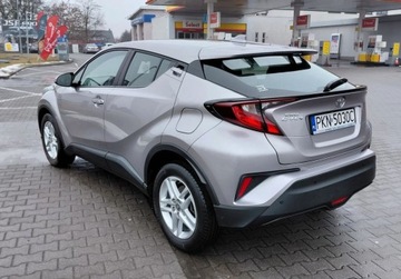 Toyota C-HR I Crossover Facelifting 1.2 Turbo 116KM 2020 Toyota C-HR 1.2 Benzyna 116KM, zdjęcie 2