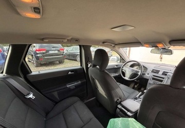 Volvo V50 1.6 DRIVe 109KM 2010 Volvo V50 2010 r. 1.6 Diesel 109KM, zdjęcie 14