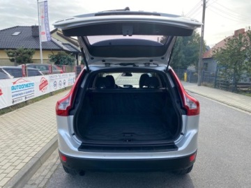 Volvo XC60 I SUV 2.0 D3 163KM 2010 Volvo XC 60 LEDY AUTOMAT NAWIGACJA TEMPOMAT PARKTRONIC163 KONIE ZAREJESTRO, zdjęcie 16