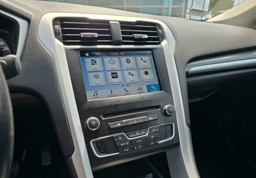 Ford Mondeo V Sedan 1.5 EcoBoost 160KM 2017 Ford Mondeo OFERTA BLACK WEEK 1.5 Ecoboost 160KM Trend Salon PL Historia A, zdjęcie 19