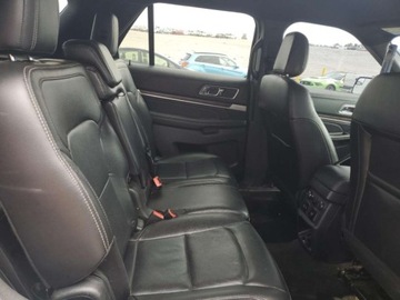 Ford Explorer VI 2018 Ford Explorer Limited 2018 3.5l 3.5 Benzyna 290KM, zdjęcie 10