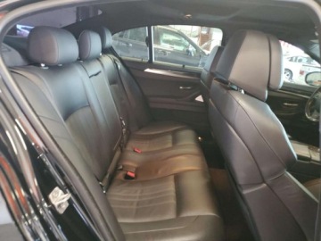 BMW Seria 5 F10-F11 M5 Limuzyna 4.4 V8 560KM 2013 BMW M5 2013 4.4l 4.4 Benzyna 560KM, zdjęcie 10