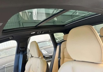 Volvo XC60 II 2023 Volvo XC 60 XC 60 R-DESIGN 2.0 BENZ 250 KM 2023r 9.000 km Warszawa, zdjęcie 8
