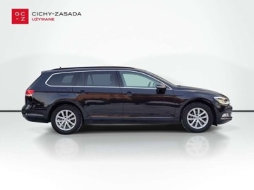 Volkswagen Passat B8 Variant 1.8 TSI BlueMotion Technology 180KM 2018 Volkswagen Passat Variant Salon PolskaFaktura VATmaly przebiegZadbanyFull, zdjęcie 5