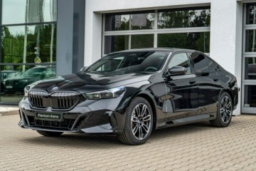BMW Seria 5 G90-91 Touring 2.0 520d 197KM 2026 BMW 520 xDrive Limuzyna - Dostępne od ręki!, zdjęcie 4