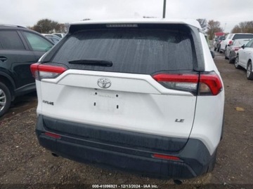 Toyota 2022 Toyota RAV4 2022r., LE, od ubezpieczalni 2.5 Benzyna 203KM, zdjęcie 5