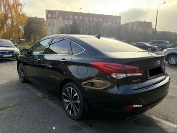 Hyundai i40 Sedan Facelifting 2.0 GDI 165KM 2017 Hyundai i40 Hyundai I40 2,0 benzyna Bussines Bogate Wyposazenie Zamiana, zdjęcie 4