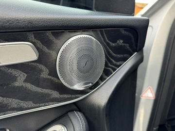 Mercedes GLC C253 SUV 2.0 250 211KM 2019 Mercedes GLC 250 250 4Matic Panorama Burmaster, zdjęcie 12