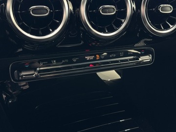 Mercedes Klasa A W177/V177 2020 Mercedes-Benz A 180 AMG Line / 1 właściciel / Salo, zdjęcie 22