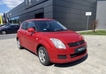 Suzuki Swift IV Hatchback 5d 1.3 92KM 2009 Suzuki Swift Bez Korozji Zadbany 1.3 Benzyna 92KM, zdjęcie 1