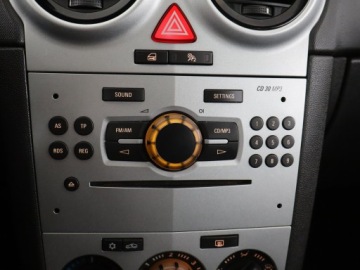 Opel Corsa D Hatchback 1.2 Twinport ECOTEC 80KM 2009 Opel Corsa 1.2, Klima, El. szyby, zdjęcie 16