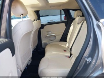 Mercedes GLA II 2023 Mercedes-Benz GLA 2023r., 2.0L 2.0 Benzyna 221KM, zdjęcie 12