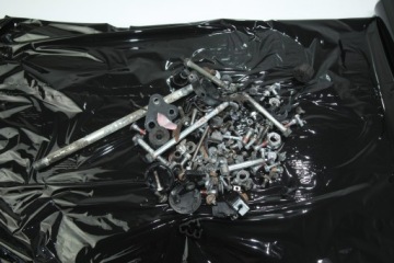 HONDA VARADERO 125 01-06 ŚRUBY ŚRUBKI