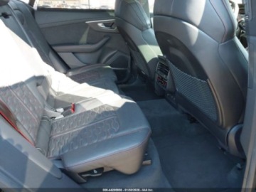 Audi 2021 Audi RS Q8 Tfsi Quattro Tiptronic 2021, 4.0L V8 591KM, od ubezpieczalni 4.0, zdjęcie 12
