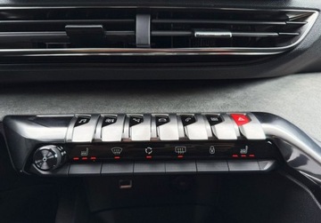 Peugeot 3008 II Crossover Facelifting  1.2 PureTech 130KM 2023 Peugeot 3008 OFERTA BLACK WEEK 1.2 PureTech 130KM GT AT8 FV 23 1.2, zdjęcie 26