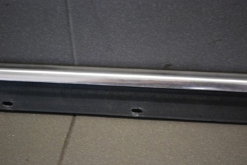 ХРОМИРОВАННАЯ НАКЛАДКА ПЕРЕДНЯЯ ЛЕВАЯ AUDI A6 C5 4B0853283J