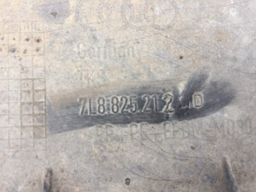 AUDI Q7 4L KRYT DESKA PODVOZKU PRAVÁ 7L8825212D