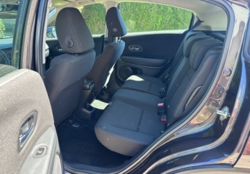 Honda HR-V II SUV 1.5 i-VTEC 130KM 2017 Honda HR-V 1,5 130KM CLIMATRONIC Bezwypadkowy Serwis Dla Wymagajacych 1.5, zdjęcie 17