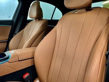 Mercedes Klasa E W214 Sedan 2.0 200 204KM 2026 E Klasa 200 4-Matic Exclusive 2.0 (204KM) 2026, zdjęcie 3