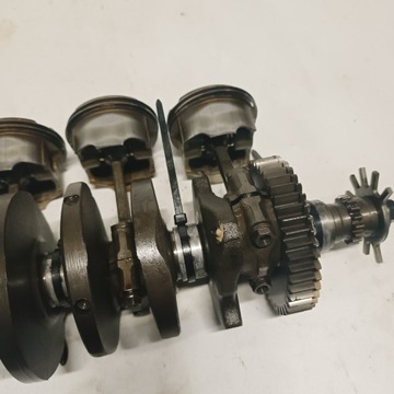 HONDA CBR 600 F4 PC35 99- КОМПЛЕКТ ПОРШНЕЙ КОЛЕНВАЛА.