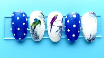 Наклейки на декорацию ногтей попугают Поли листья