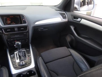 Audi Q5 I SUV 2.0 TFSI 211KM 2011 Audi Q5 2.0 TFSI, Salon Polska, Serwis ASO, 4X4, zdjęcie 7