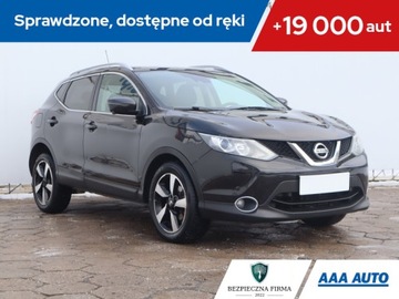 Nissan Qashqai II Crossover 1.2 DIG-T 115KM 2016 Nissan Qashqai 1.2 DIG-T, Salon Polska, Automat