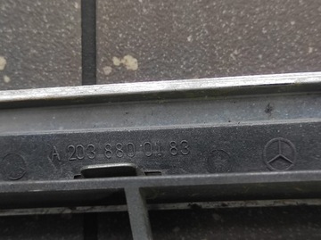 MASKA MŘÍŽKA MERCEDES C TŘÍDA W203 A2038800183