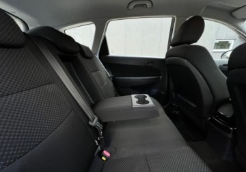 Hyundai i30 I CW 1.4 DIHC CVVT 109KM 2009 Hyundai i30 klima Isofix Relingi Warszawa 1.4 Benzyna 109KM, zdjęcie 12