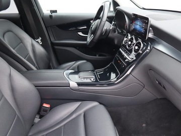 Mercedes GLC C253 SUV Facelifting 2.0 200d 163KM 2022 Mercedes GLC GLC 200 d 4MATIC, Salon Polska, zdjęcie 8