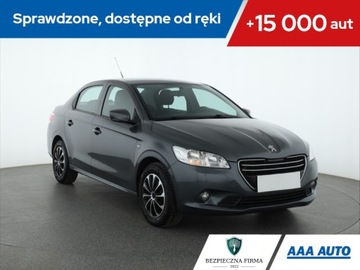 Peugeot 301 Sedan 1.2 PureTech 82KM 2015 Peugeot 301 1.2 PureTech, Salon Polska, Automat