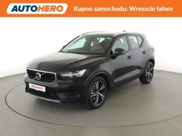 Volvo XC40 Crossover 2.0 D4 190KM 2019 Volvo XC 40 MomentumPro automat AWD D4 skóra navi