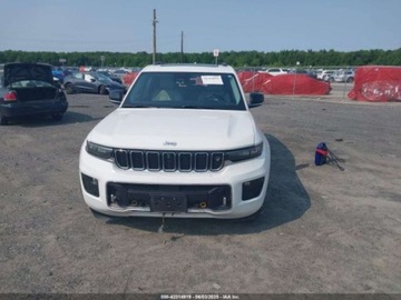 Jeep Grand Cherokee IV 2022 Jeep Grand Cherokee Overland 2022 3.6l 3.6 Benzyna 293KM, zdjęcie 8