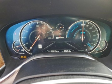 BMW Seria 7 G11-G12 2018 BMW Seria 7 2018 BMW 740 XE 2.0 Hybryda 322KM, zdjęcie 10