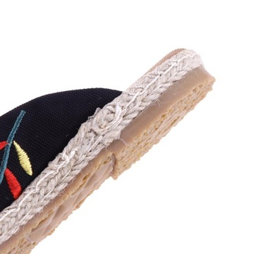 Холщовые туфли без шнуровки на плоской подошве