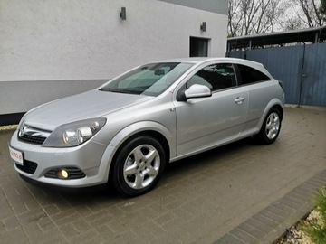 Opel Astra J Hatchback 5d 1.6 Twinport ECOTEC 115KM 2010 Opel Astra 1.6 16V 116 KM GTC Klima Parktronic Tem, zdjęcie 9
