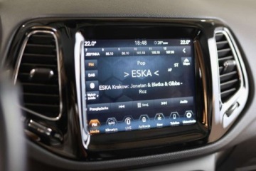 Jeep Compass II SUV 1.4 MultiAir 140KM 2019 Jeep Compass 1.4 TMair Night Eagle FWD SS 1.4 Benzyna 140KM, zdjęcie 18