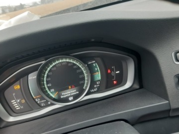 Volvo V60 I Kombi Facelifting 2.0 D2 DRIVE-E 120KM 2018 Volvo V60 2.0D 2018 skora, zdjęcie 8