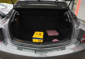 Opel Astra J Hatchback 5d 1.7 CDTI ECOTEC 110KM 2012 Opel Astra Opel Astra 1.7 CDTI DPF Cosmo 1.7 Diesel 110KM, zdjęcie 9