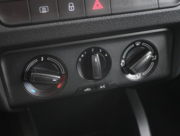 Skoda Fabia III Hatchback 1.2 TSI 110KM 2017 Skoda Fabia 1.2 TSI, Salon Polska, 1. Właściciel, zdjęcie 11