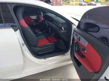 Mercedes CLA C118/X118 2023 Mercedes-Benz CLA 2023r, Coupe, 2.0L 2.0 Benzyna 221KM, zdjęcie 8