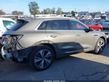 Audi Q8 e-tron 114kWh 408KM 2024 Audi Q8 e-tron Premium Quattro 2024, 408KM, 4x4, od ubezpieczalni 408KM, zdjęcie 5