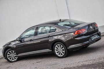 Volkswagen Passat B8 Limousine 1.8 TSI BlueMotion Technology 180KM 2016 Volkswagen Passat 1.8TSI 180KM HIGHLINE LED Navi Kamera Gwarancja 12m-cy A, zdjęcie 9