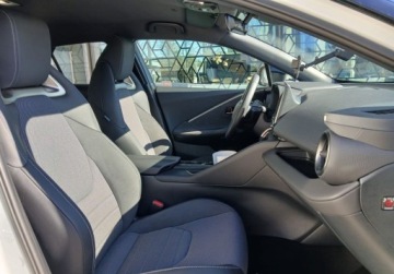 Toyota C-HR II SUV Plug-In 2.0 Hybrid Dynamic Force Plug-in  223KM 2025 Toyota C-HR C-HR PHEV Executive FV23 Salon PL Serwis ASO 1 wl., zdjęcie 25