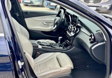 Mercedes Klasa C W205 Limuzyna 200 BlueTEC 136KM 2016 Mercedes-Benz Klasa C Avantgarde C200 136KM Full Led skory PDC Navi niski, zdjęcie 33