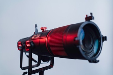 Прожектор Aputure Mini Zoom